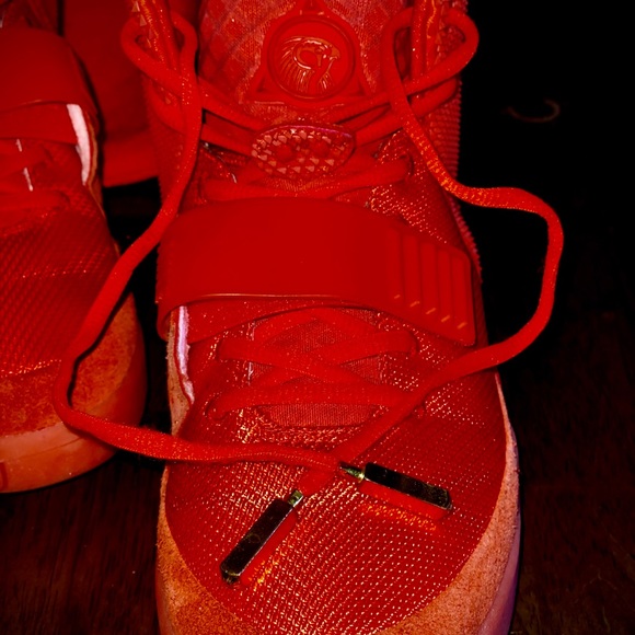 Air Yeezy 2 SP 'Red October’ - Picture 4 of 7